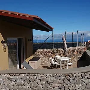 https://glorieta-casa-inmersa-en-un-entorno-natural.tenerifehoteles.net
